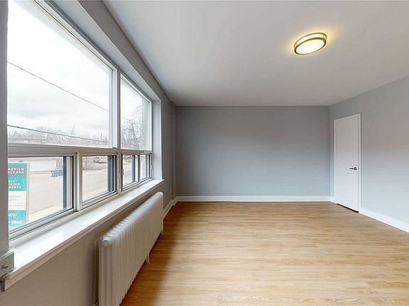 2nd image of 31 Clearview Hts #209