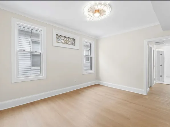 64 Bostwick Avenue image 2 of 7