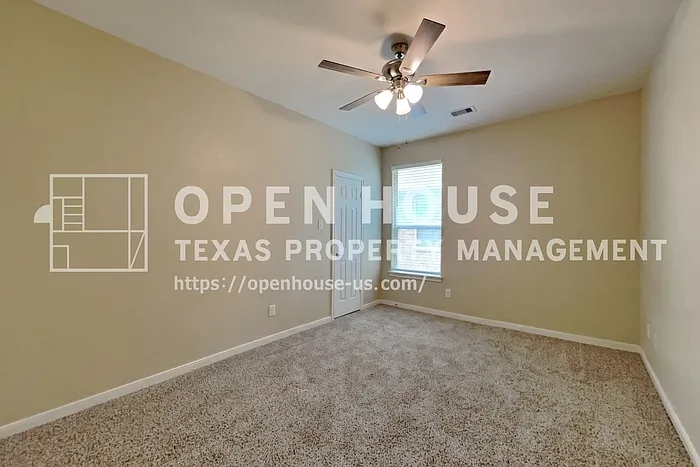 12419 Adams Ridge Ln — Photo 15