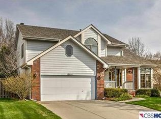 14450 Sherwood Ave, Omaha, NE 68116