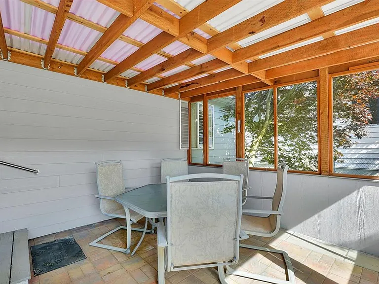 1486 SE Camano Dr — Photo 25