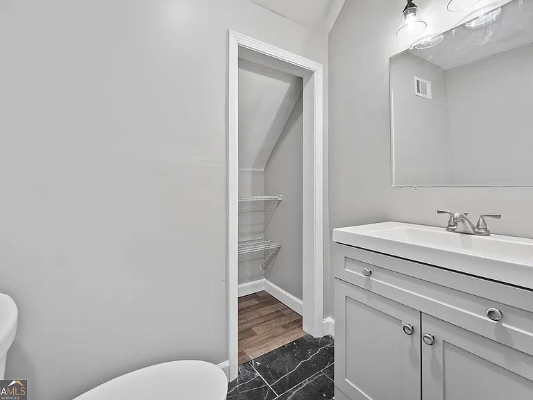 1126 Briarcliff Pl NE #2 — Photo 7