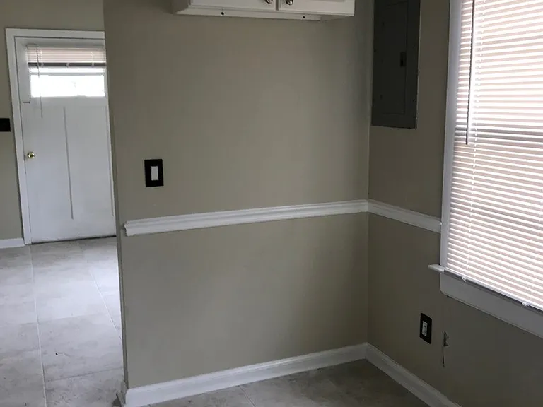1114 N 48th Ave — Photo 6