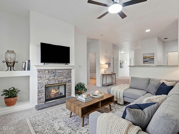 4th image of 900 S Meadows Pkwy #3322