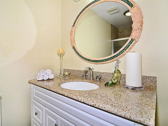 5th image of 18408 Hatteras St Unit 46