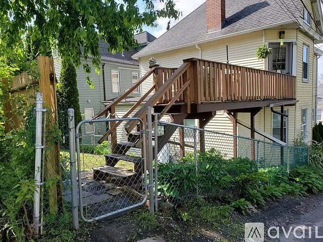 419 Florence Ave #2 — Photo 20