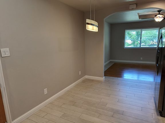 5th image of 3813 Erlewine Cir