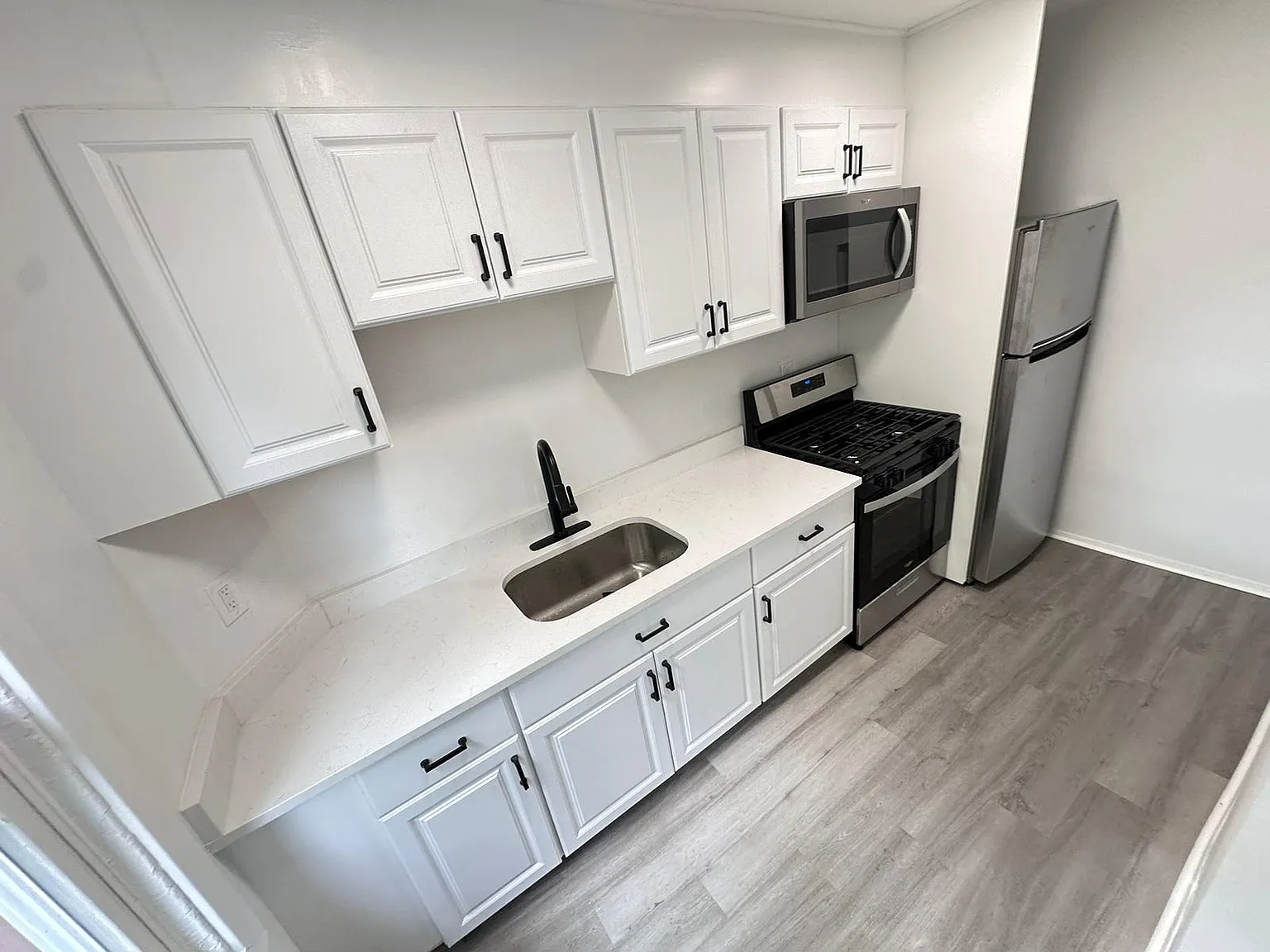 109 South 7th Avenue Associates LLC — Photo 1