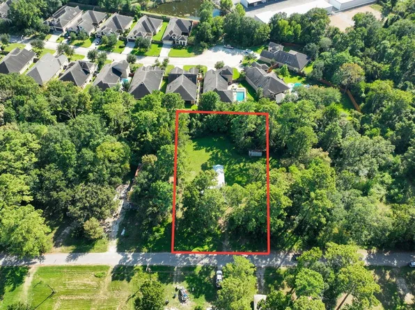 19652 Ceal Rd, Porter, TX 77365