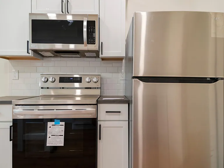 6021 Pear Ave #B — Photo 18