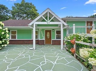 7522 Mackey St, Overland Park, KS 66204