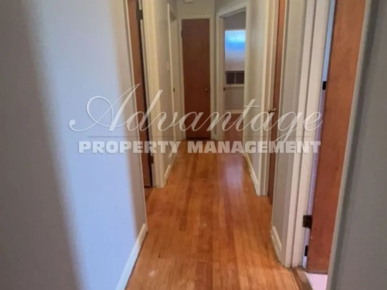 1552 Delmont Rd — Photo 6