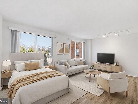 5th image of 2829 Connecticut Ave NW APT 411
