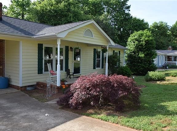 5th image of 4201 Wrentree Dr