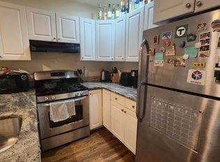 186 Pleasant St #2A, Brookline, MA 02446