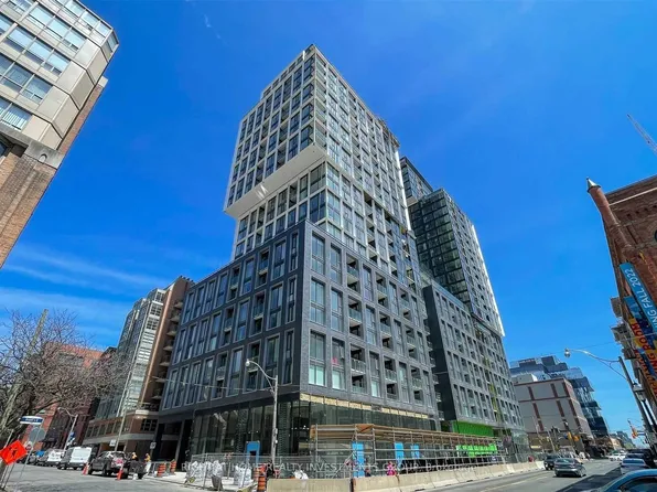 158 Front St E, Toronto, ON