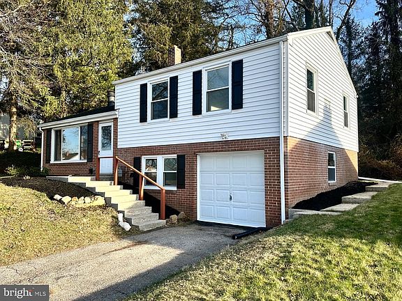 3rd image of 630 Hammond Rd