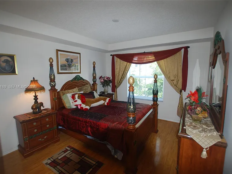 1310 Tuscany Way #1310 — Photo 2