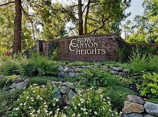 212 Powhattan Ct, Danville, CA 94526