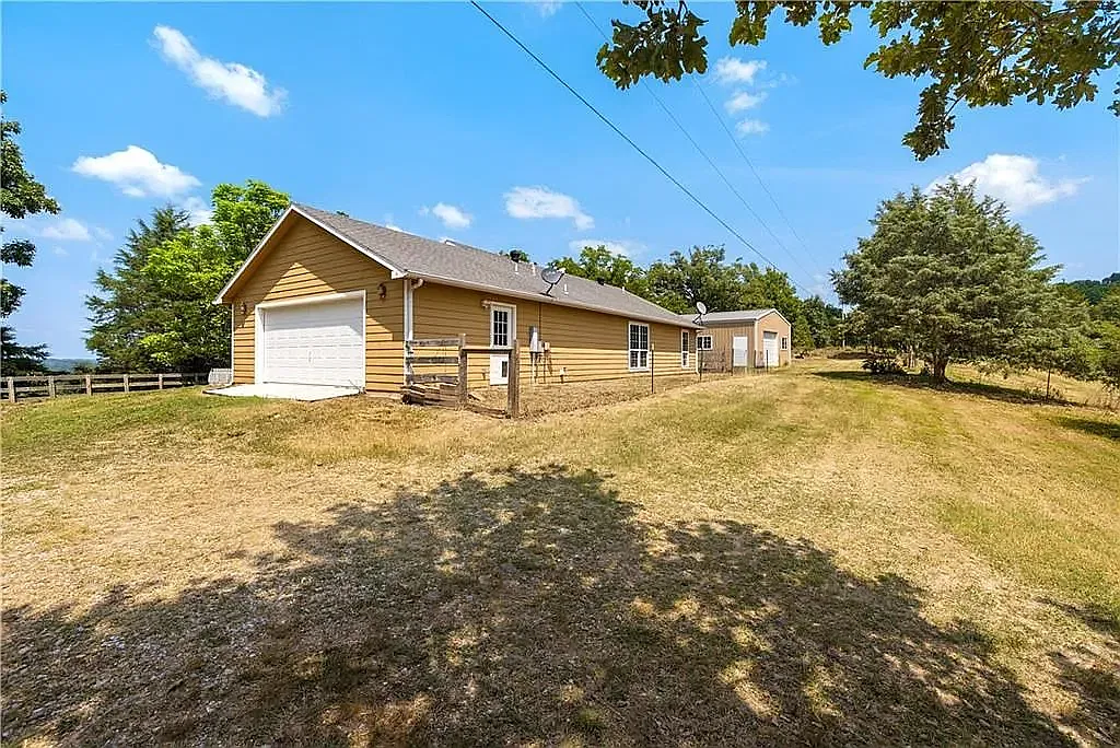 3 bed, $1,750 — Photo 4