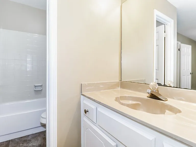 5711 Redford Ave — Photo 11