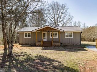 1174 Apple Valley Rd, Commerce, GA 30529