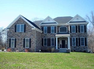 161 Rochela Dr, Southington, CT 06489