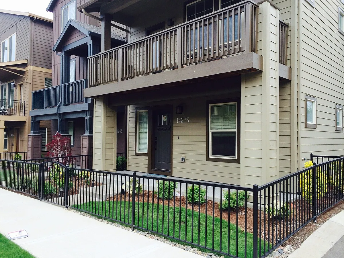 Building Photo - 14275 SW Compass Dr