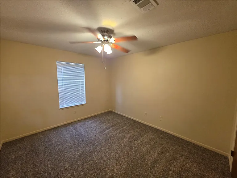 1615 Hazelwood St #A — Photo 10