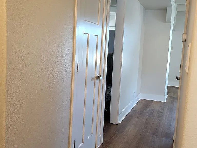 300 Utah St — Photo 24