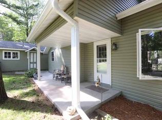 N2251 Cleghorn Rd, Waupaca, WI 54981