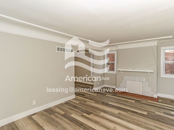 2-Living Room