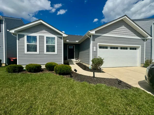 506 Skyway Dr, Springfield, OH 45505