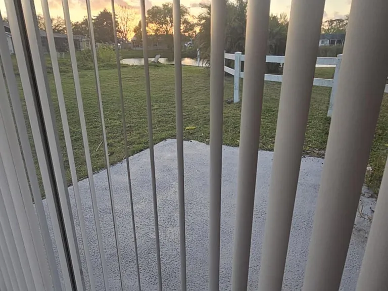 Honeymoon Ln — Photo 8