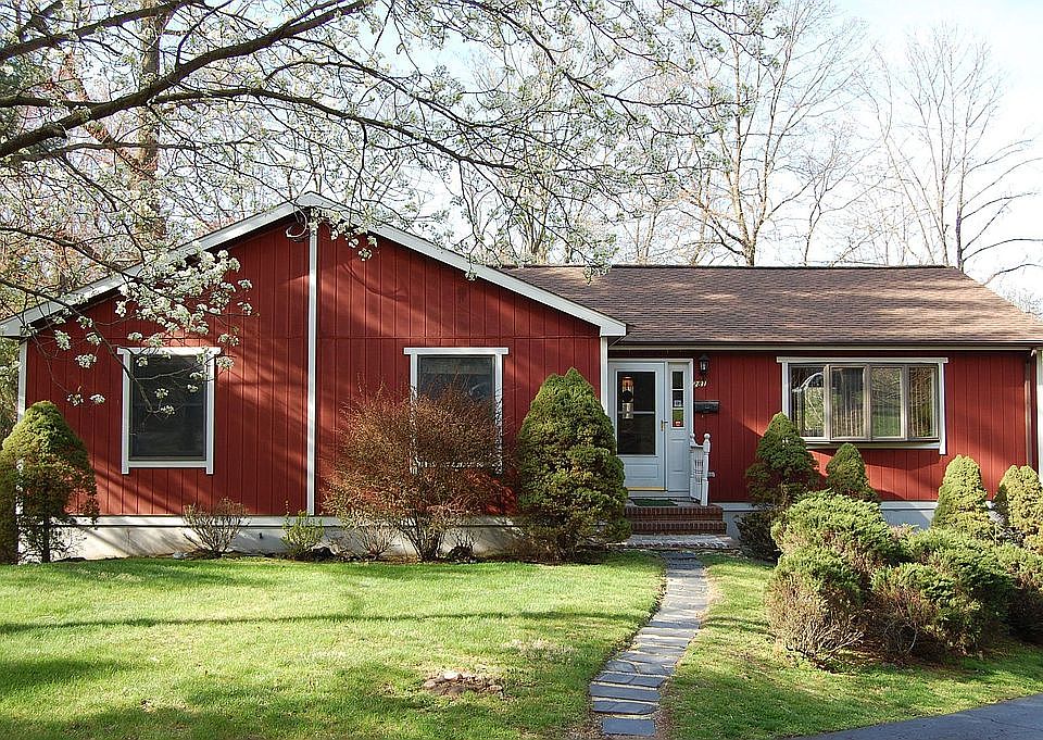 Front - .32 acres