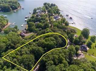 1 Lakeview Shores Loop, Mooresville, NC 28117