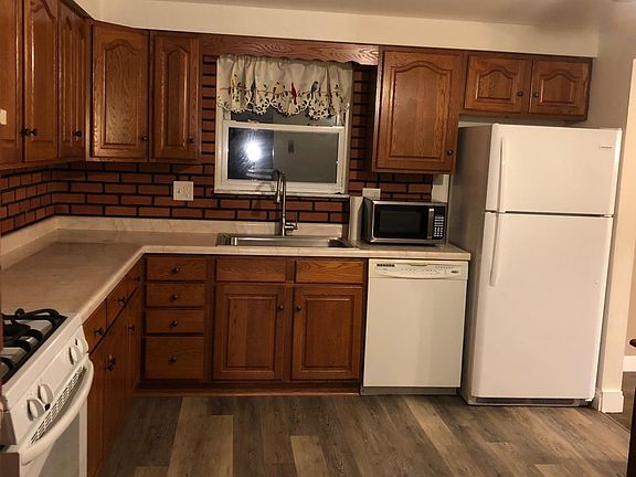 5th image of 9399 Hilliard Rd