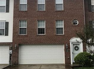 106 Park Ln, Greensburg, PA 15601