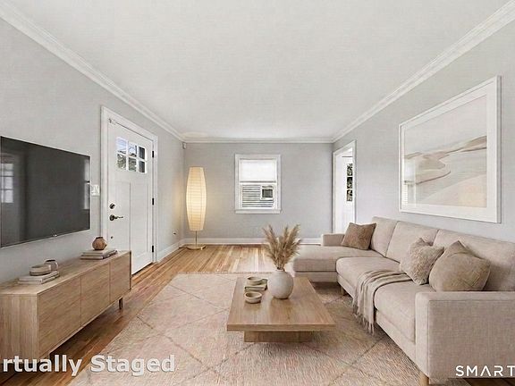 5th image of 21 Bertrose Avenue