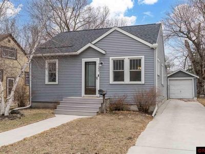 722 Wall St, North Mankato, MN, 56003