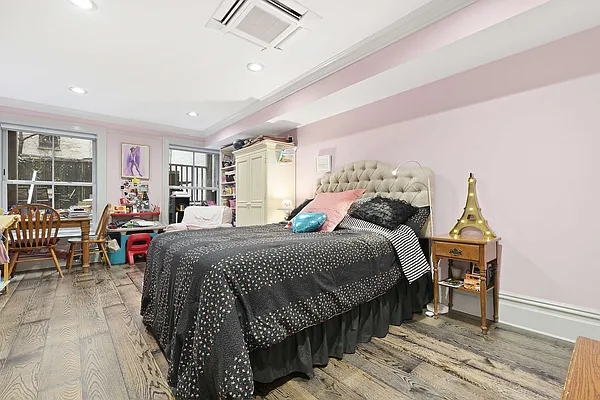 Rented by Compass | media 5