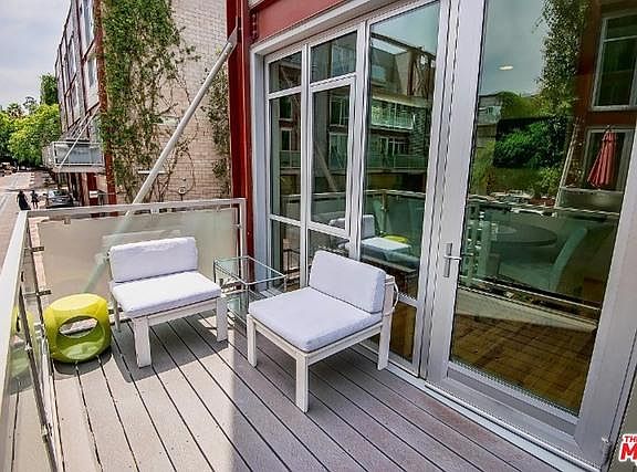 5th image of 3450 Cahuenga Blvd W APT 203