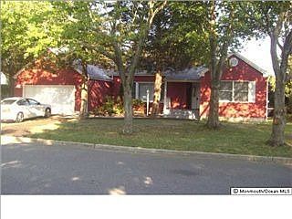 5th image of 113 Greenwood Ln