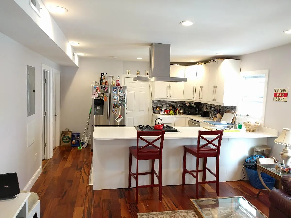 64 Winchester Street — Photo 3