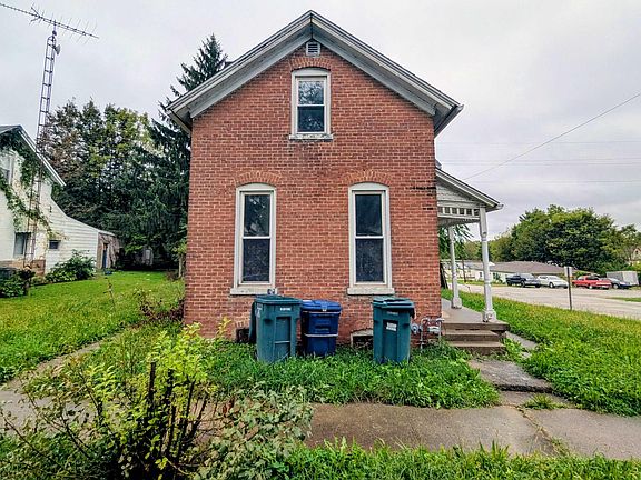 2nd image of 900 S 5th St