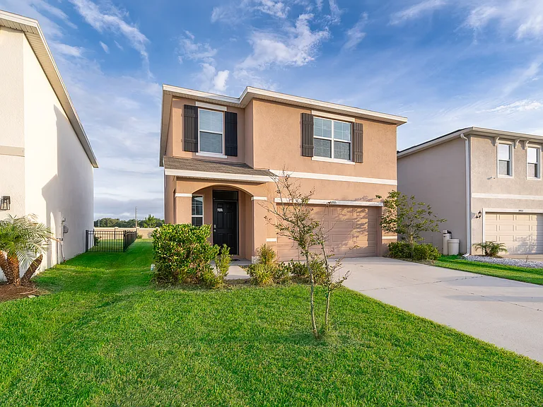 30915 Penny Surf Loop — Photo 2