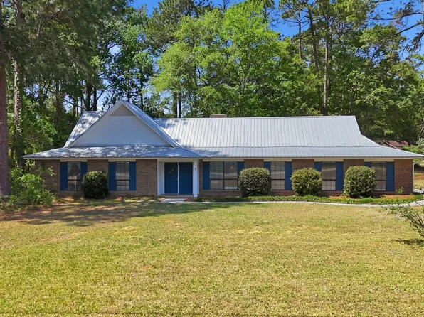 9 Northlake Dr, Statesboro, GA 30458