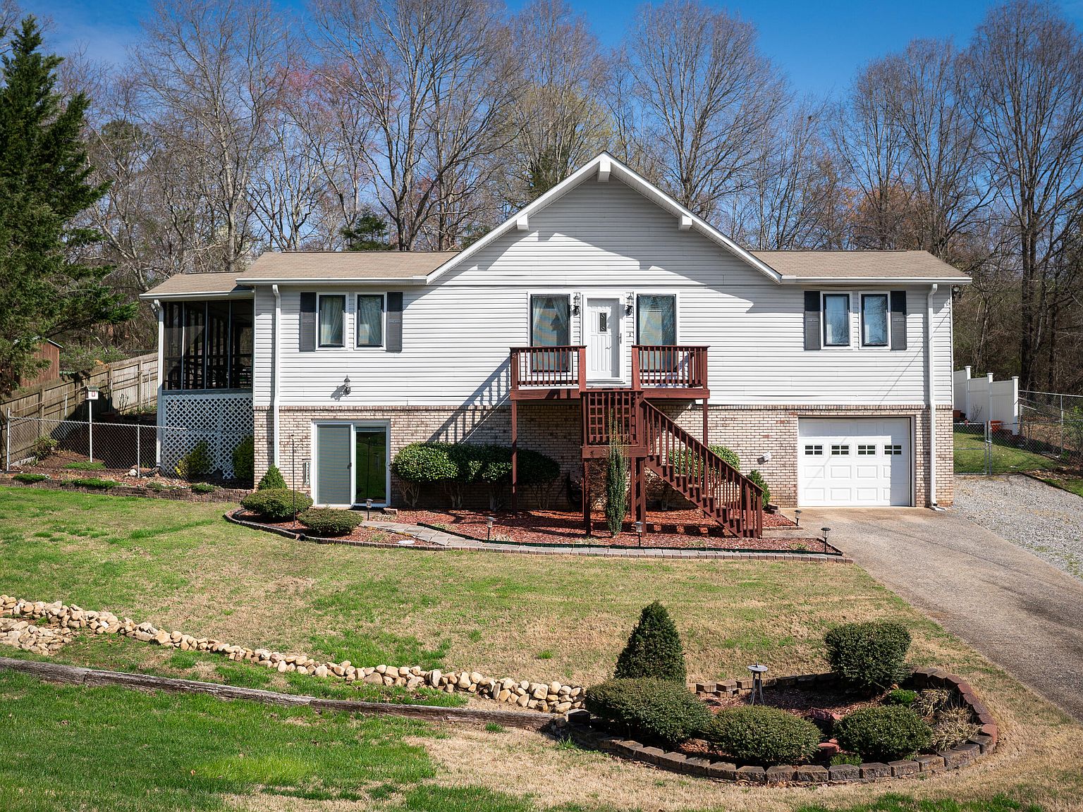 2125 Dallas Lake Rd, Soddy Daisy, TN 37379 MLS 1379076 Zillow