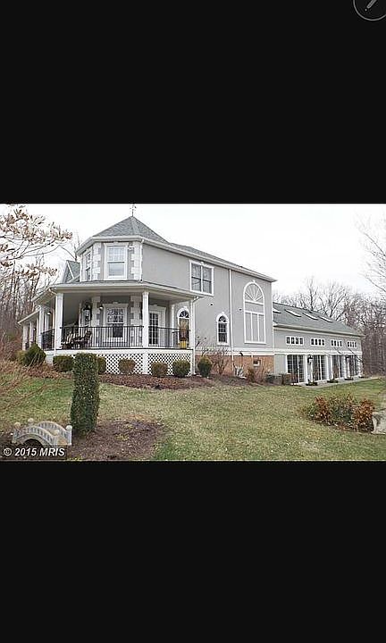 1st image of 304 Mineral Springs Dr