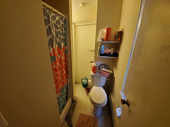 4th image of 224 Cambridge St APT 3